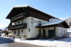 Pension Haus am Dorfplatz, Flachau, Österreich